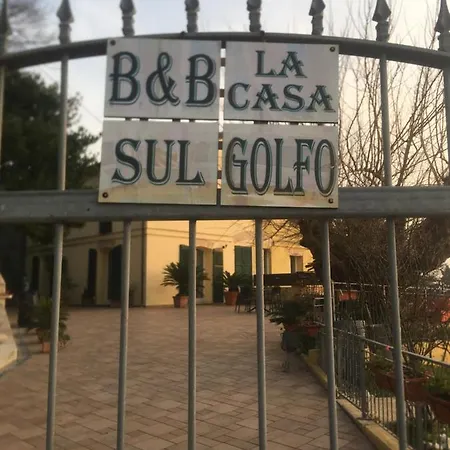 Alojamento de Acomodação e Pequeno-almoço La Casa Sul Golfo